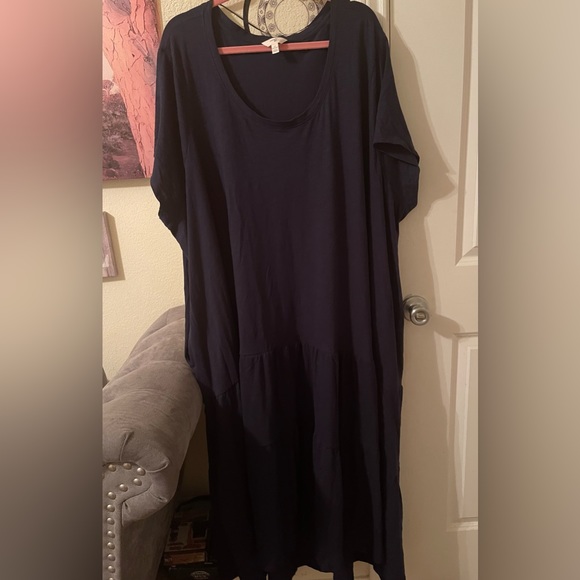 Plus Size Womens flowy navy blue dress with pockets size 5X NEW - Picture 1 of 16